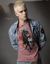 Charger l'image dans la galerie, Homme T-Shirt hipster skulls tete de mort rose crane tattoo panthere