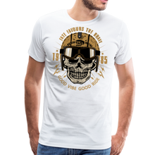 Charger l'image dans la galerie, Homme T-Shirt Tête de mort motorcycle crâne skull motard casque good vibe - blanc (6709438087347)