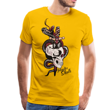 Charger l'image dans la galerie, Homme T-Shirt serpent old school tete de mort hipster skulls tattoo dague mortelle - jaune soleil