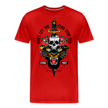 Charger l'image dans la galerie, T-shirt Homme Panther Strike First - rouge