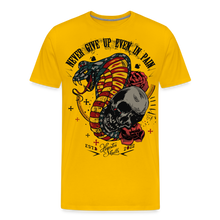 Charger l'image dans la galerie, T-shirt Homme Old Skulls Never Give UP - jaune soleil
