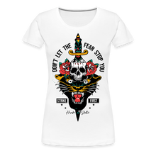 Charger l'image dans la galerie, T-shirt Femme Panther Strike First - blanc