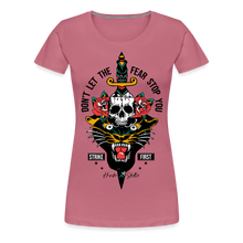 Charger l'image dans la galerie, T-shirt Femme Panther Strike First - mauve