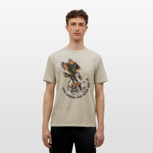 Charger l'image dans la galerie, T-shirt Tattoo old school Homme Stay strong and never give up - beige sable
