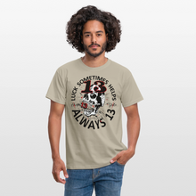 Charger l'image dans la galerie, T-shirt Tattoo old school Homme Luck something helps - beige sable
