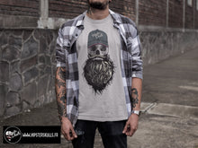 Charger l&#39;image dans la galerie, Homme T-Shirt Tête de mort hipster skull crâne à barbe et casquette cap (6607872032947)
